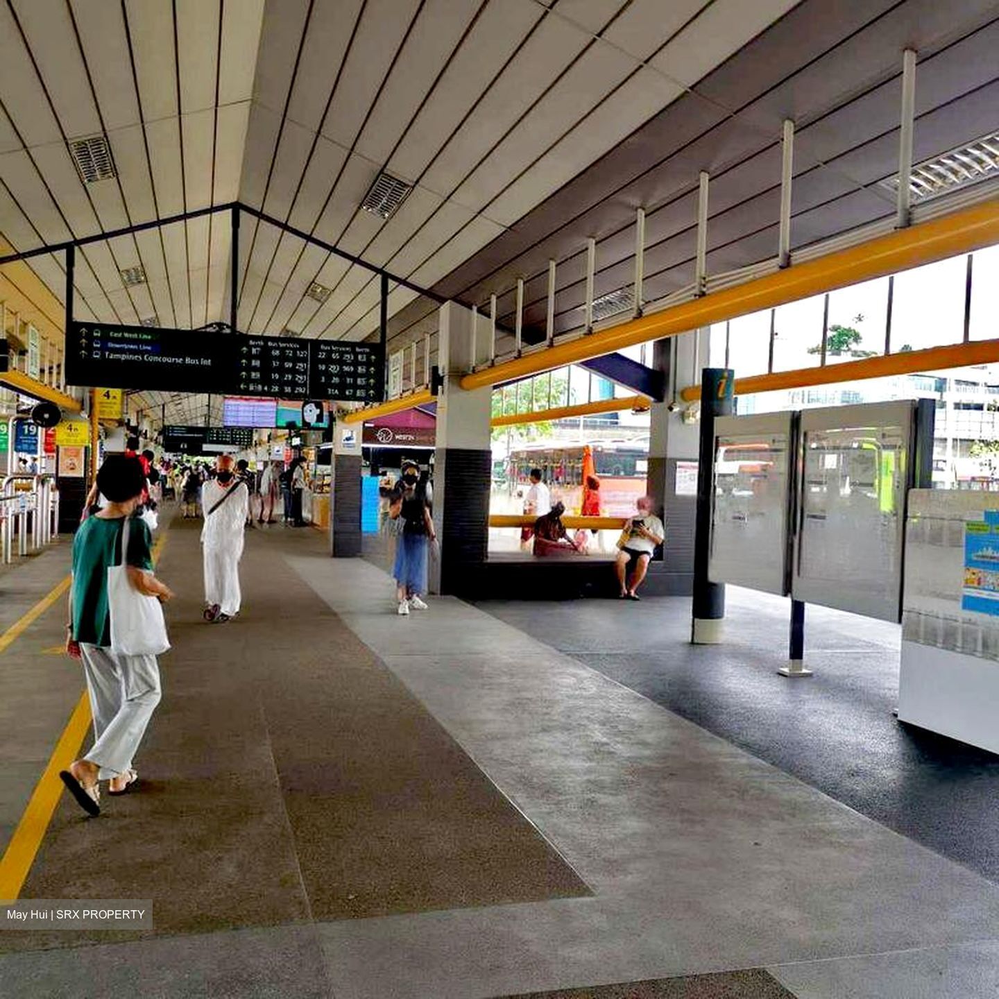 Tampines Street 21 (D18), Retail #453723581